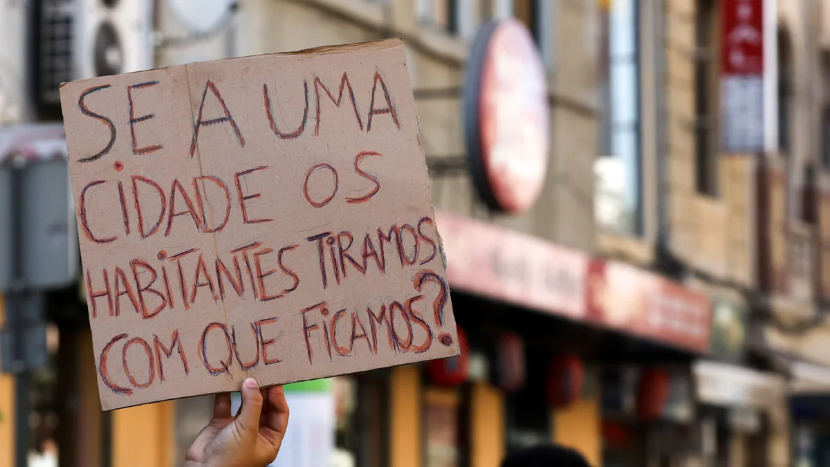 Habitação: Protestos decorrem hoje em várias cidades