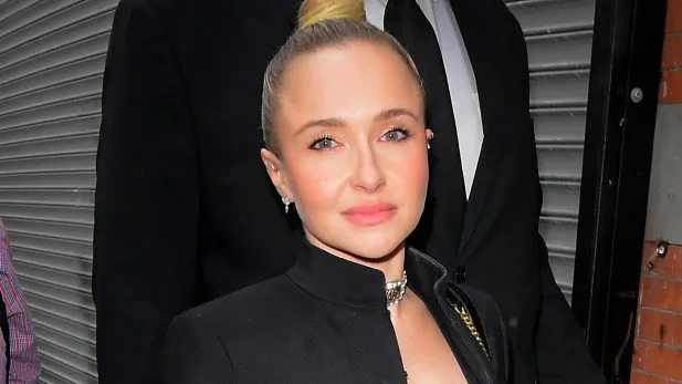 Hayden Panettiere: Diretor revela conversa séria com equipe da atriz antes de sua morte; assista Hayden Panettiere: Diretor revela conversa séria com equipe da atriz antes de sua morte; assista