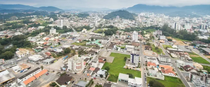 Megaobra de R$ 21 milhões começa e leva 1,5 km de rede de esgoto a cidade de SC