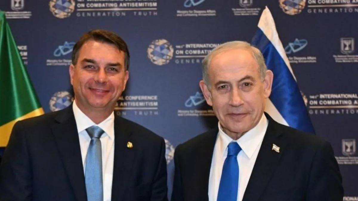 Após tensão com Lula, Netanyahu liga para Flávio Bolsonaro, convida candidato a Israel e mira reaproximação com Brasil