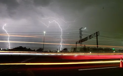 Activan alerta amarilla por lluvias fuertes en 12 alcaldías de CDMX; hay probabilidades de caída de granizo