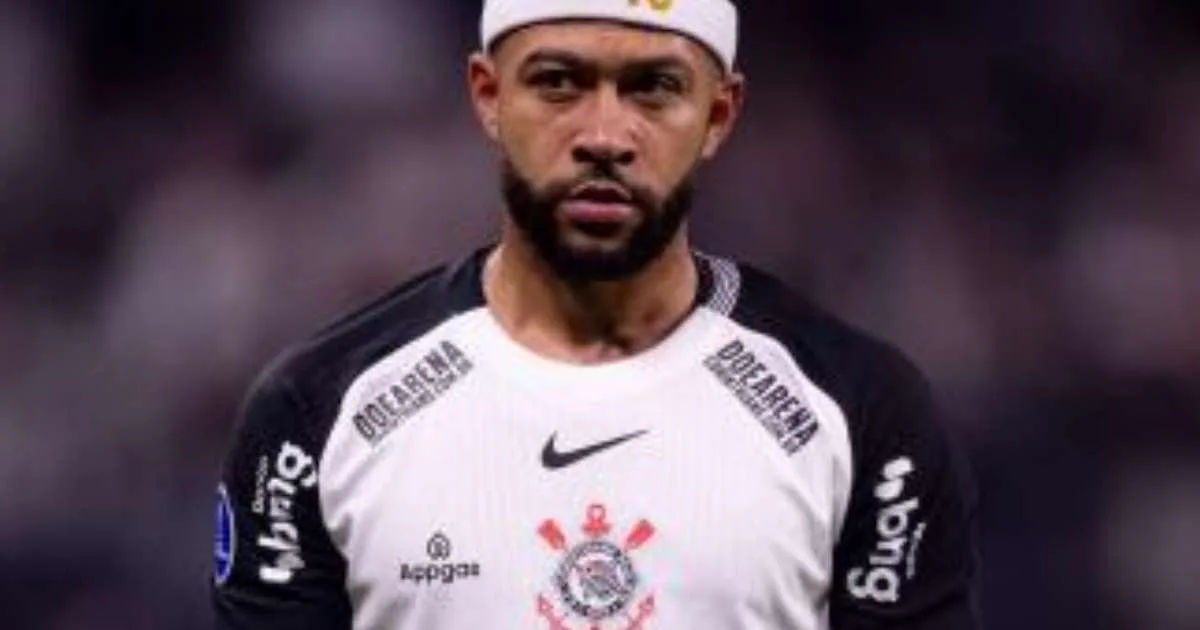 Informação sobre Depay no Vasco é desmentida