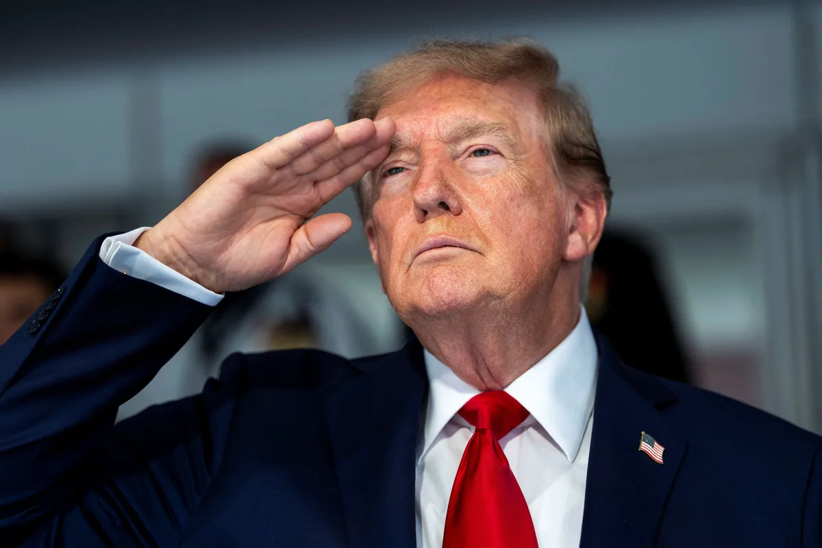 Estados Unidos lanza una ofensiva económica y financiera global para aislar a Irán y forzar la apertura de Ormuz