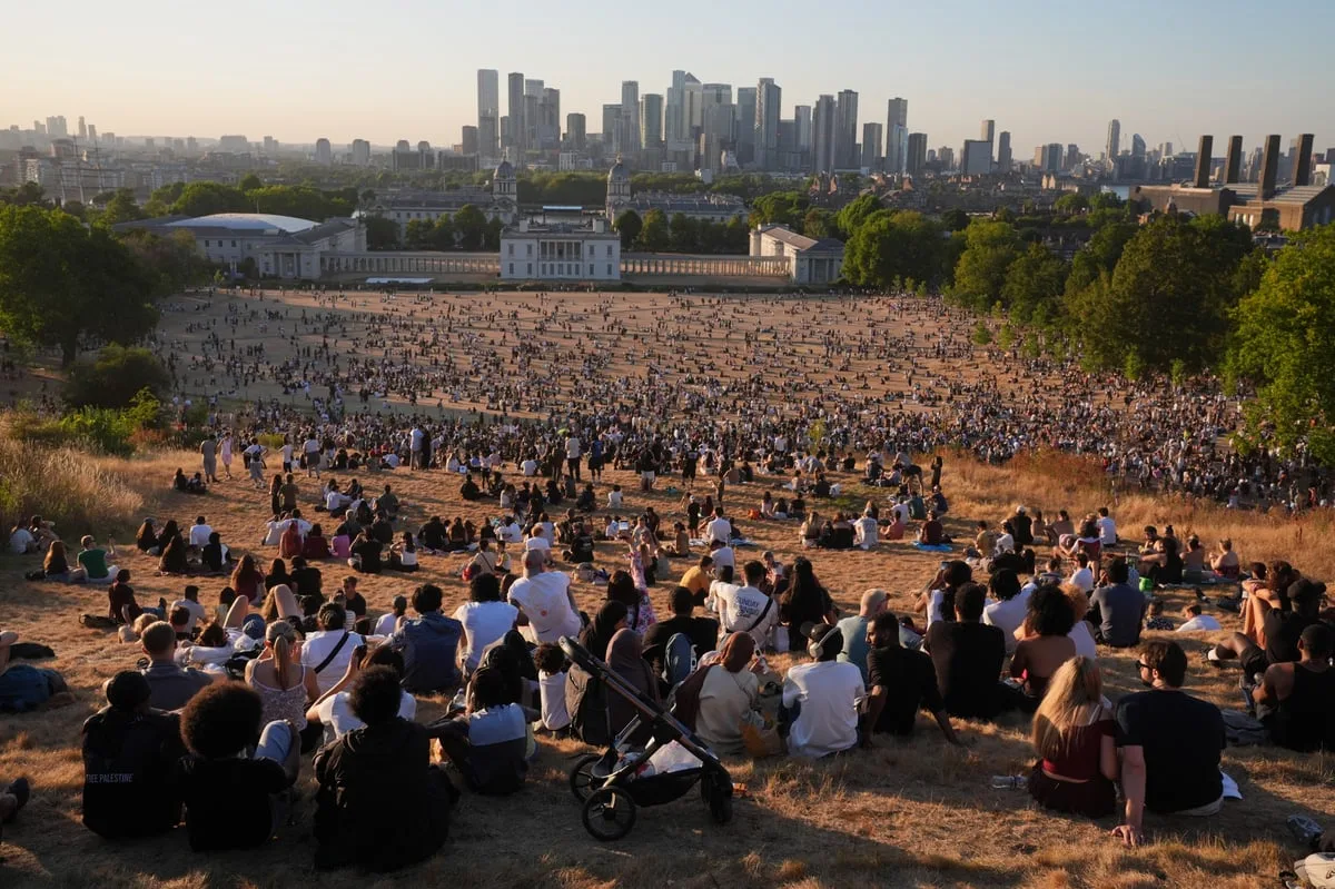Solar eclipse casts London into darkness as millions watch once-in-a-generation event
