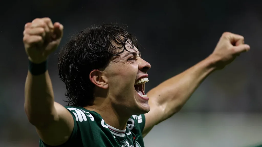 Giay garante foco total do Palmeiras na temporada: ‘Cada jogo é uma final’