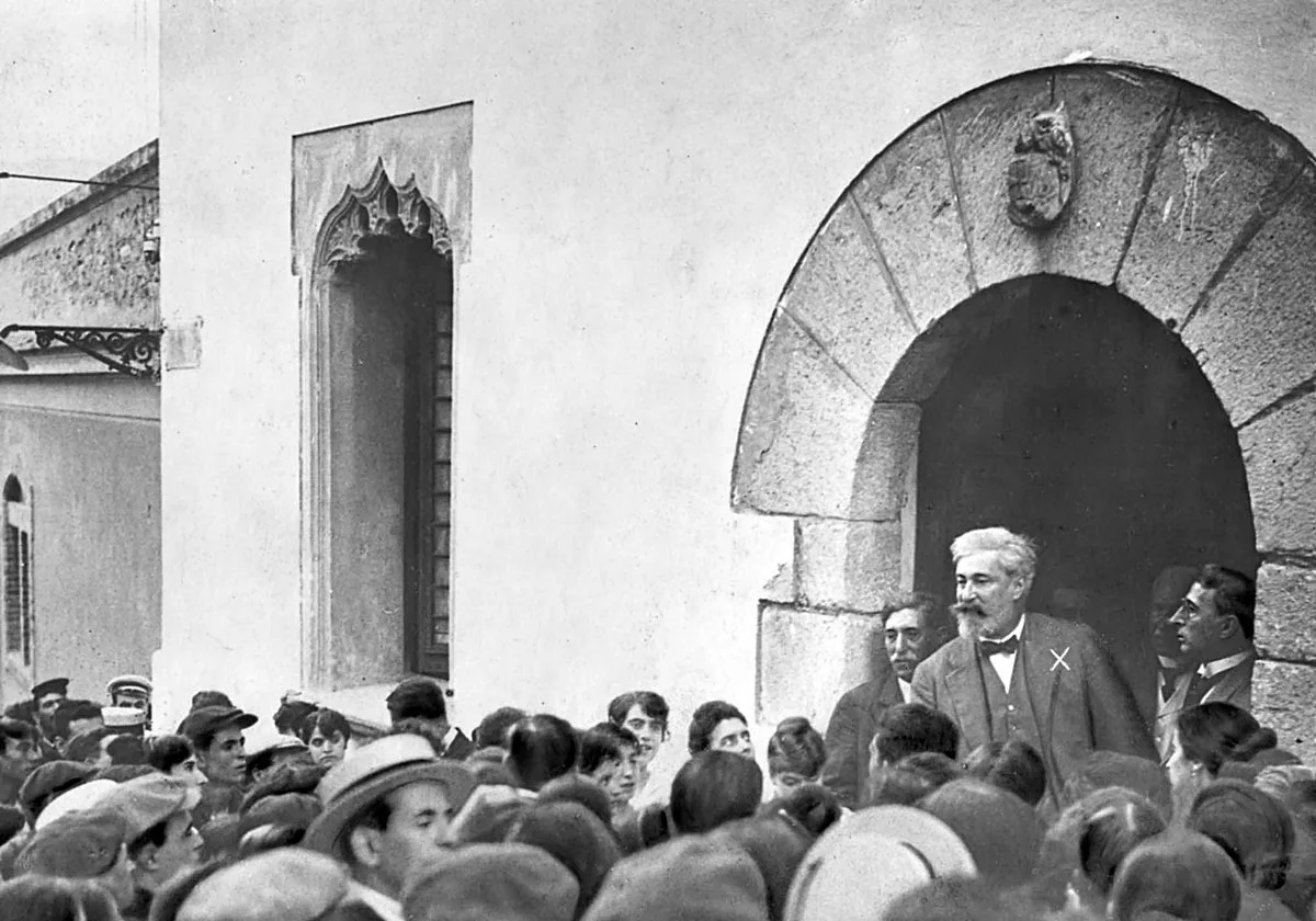 Los 'bichos raros' inundan Sitges en 1892 con las fiestas modernistas de Rusiñol