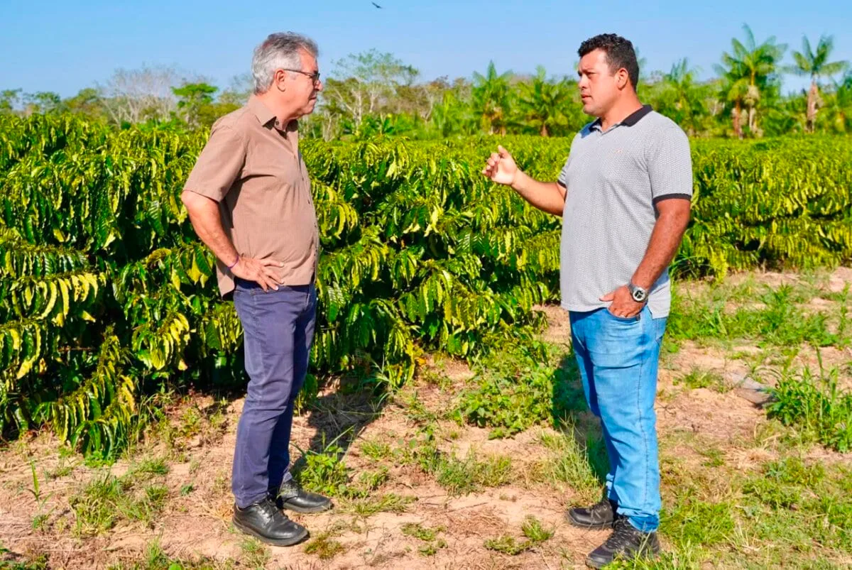 Jorge Viana visita Polo Wilson Pinheiro, na Transacreana, criado durante seu governo