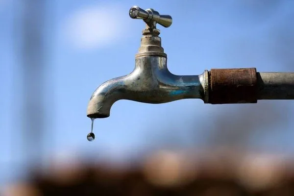 Manutenção pode deixar 235 bairros da Grande Vitória sem água nesta quarta-feira (19)