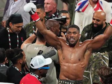 Tyson Fury vs. Anthony Joshua fight set for December in Cardiff