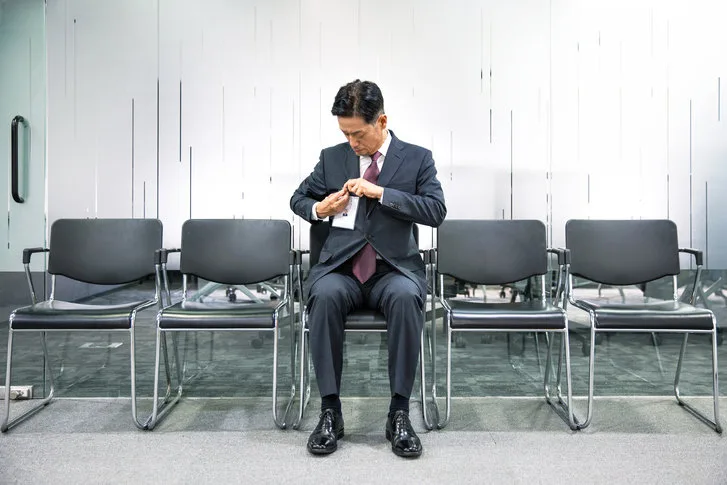 대졸자 취업률 ‘98%’ 일본, 공무원 인력난에 “61세까지 뽑겠다”