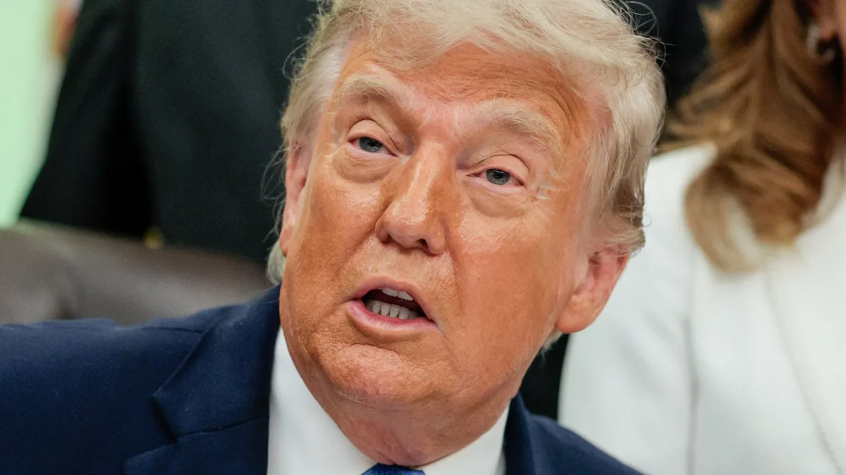 Trump Humiliated as Approval Rating Crashes in Brutal New Poll