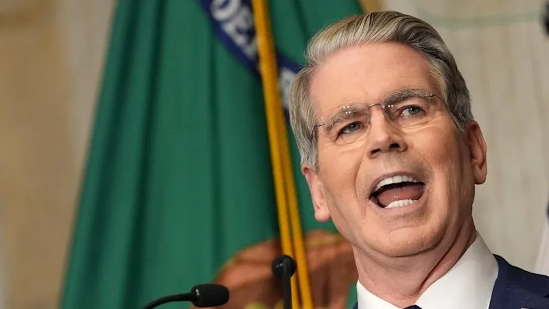 US warns countries to end all financial dealings with Iran or face punishment