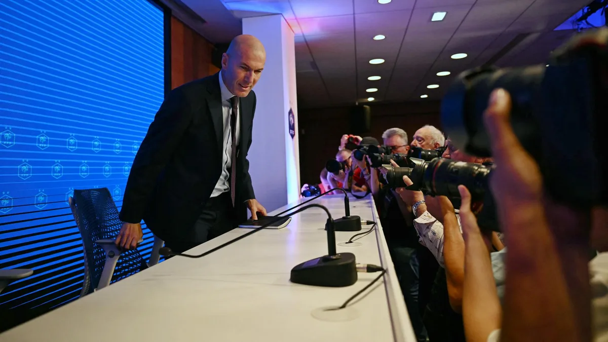 Zinédine Zidane dévoile sa première liste pour les Bleus, et vous ne les connaîtrez sûrement pas tous