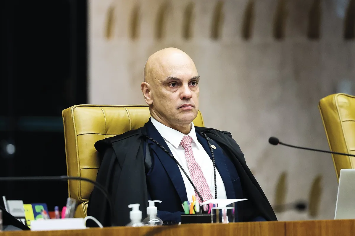 Vorcaro autorizou cartões de crédito do Master a filhos de Moraes: ‘limite de 300 para cada’