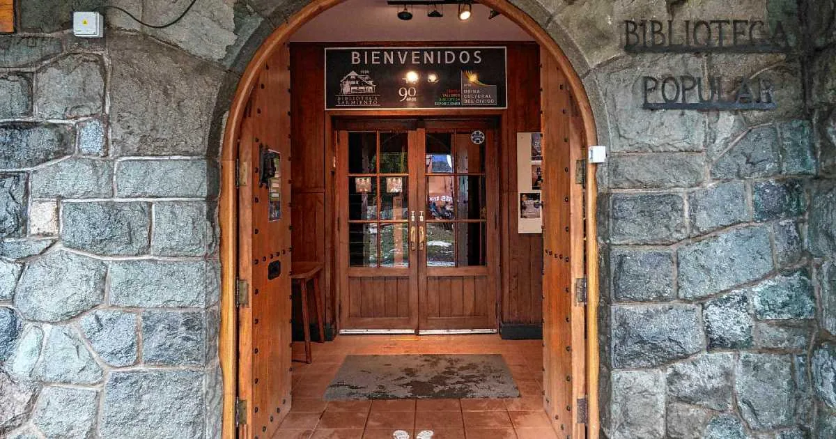 “Querido Bariloche”: convocan a estudiantes a escribir una carta en una nueva edición de “Montañas de Letras”