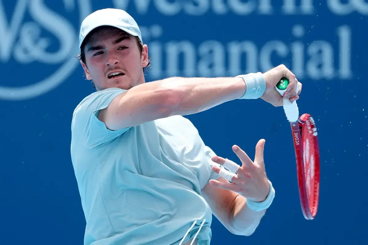 João Fonseca sente incômodo no abdômen e desiste do Masters de Cincinnati