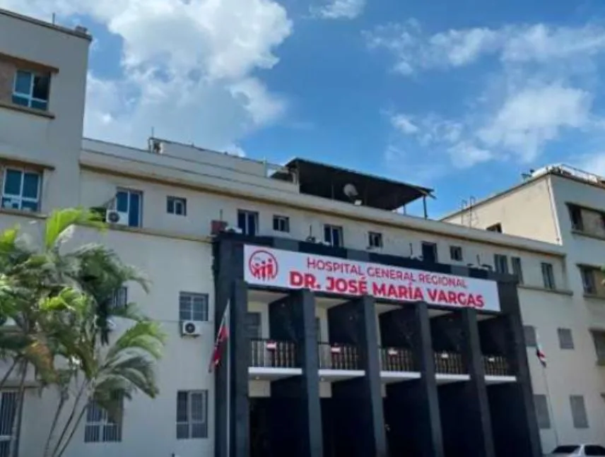Continúan rehabilitación de hospitalaria en La Guaira tras sismos