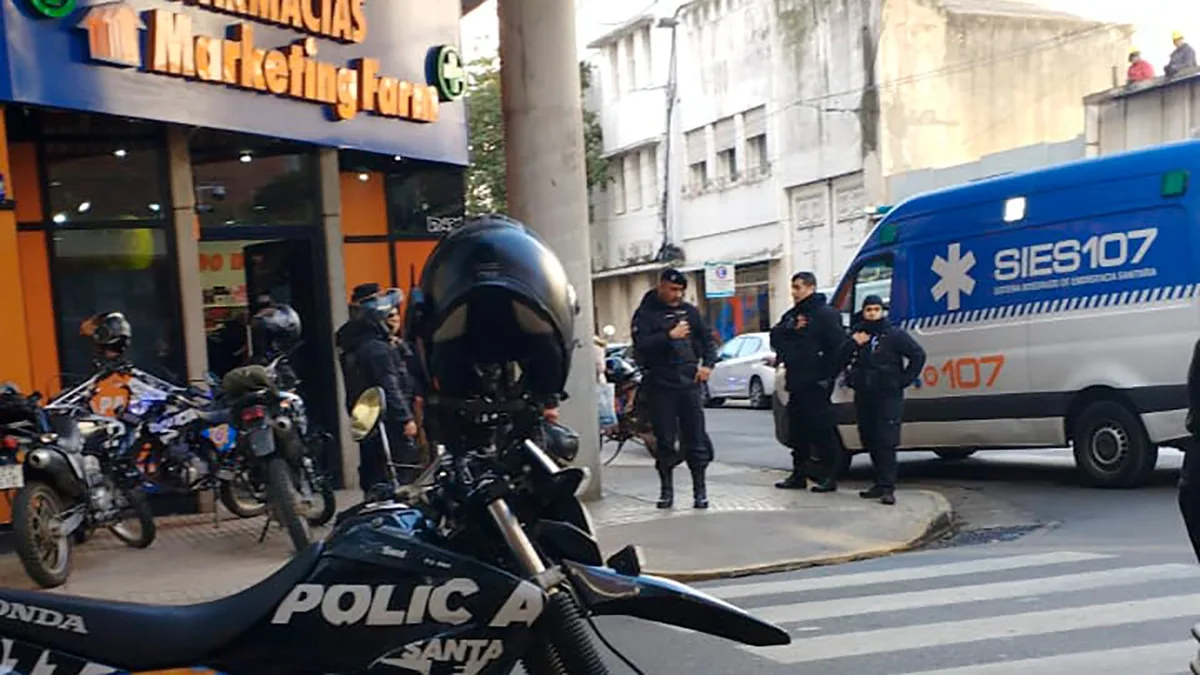 Entró a la farmacia de su exesposa y la mató a puñaladas en Rosario