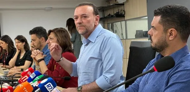 'Não precisamos de marionete do Trump', diz presidente do PT sobre Flávio