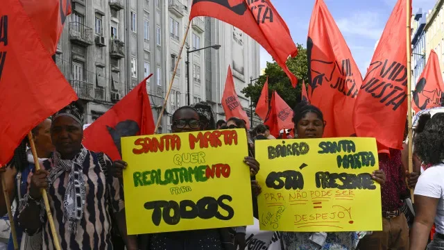 Casa Para Viver realiza assembleia aberta antes de manifestação