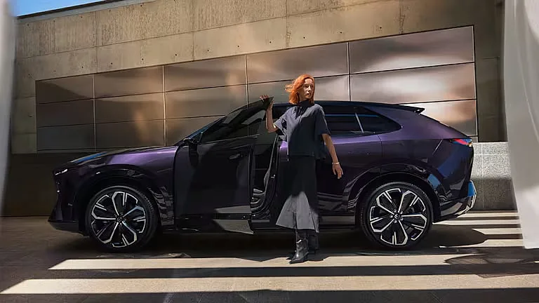 A eletrificação ao estilo japonês presente no Mazda CX-6e