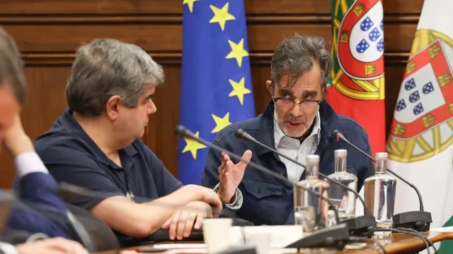 CT da Lusa alerta: Estatutos não afastam agência do "poder político"