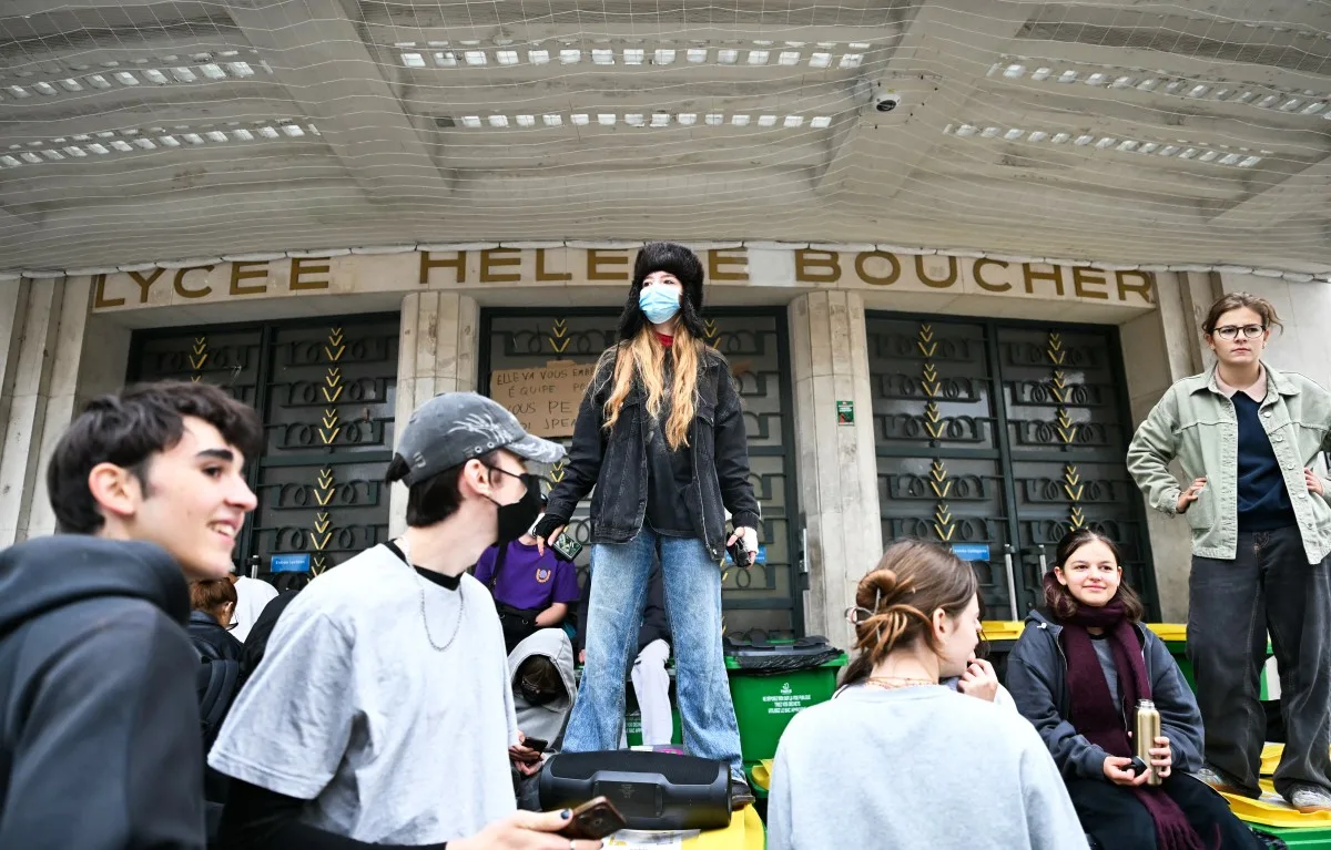 "L’école de la République mérite mieux qu’un champ de bataille, et sa jeunesse mérite d’être entendue"