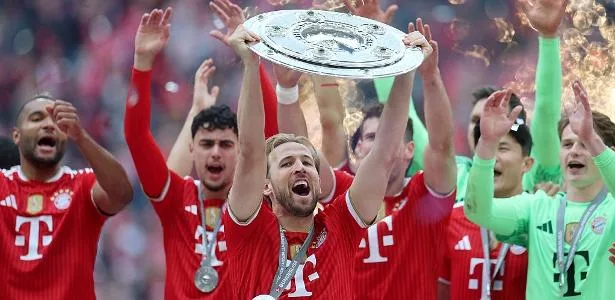 'Só pode ser ele': Bayern age nos bastidores por Bola de Ouro de Harry Kane