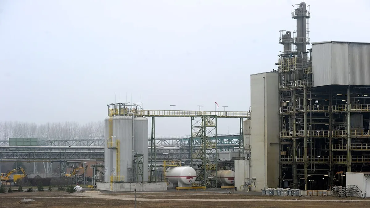 So viele Jobs fallen weg - Deutscher Chemie-Riese macht zwei Werke dicht