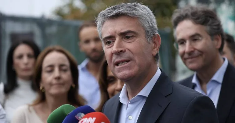 Combustíveis. Carneiro acusa Chega de "enganar" portugueses