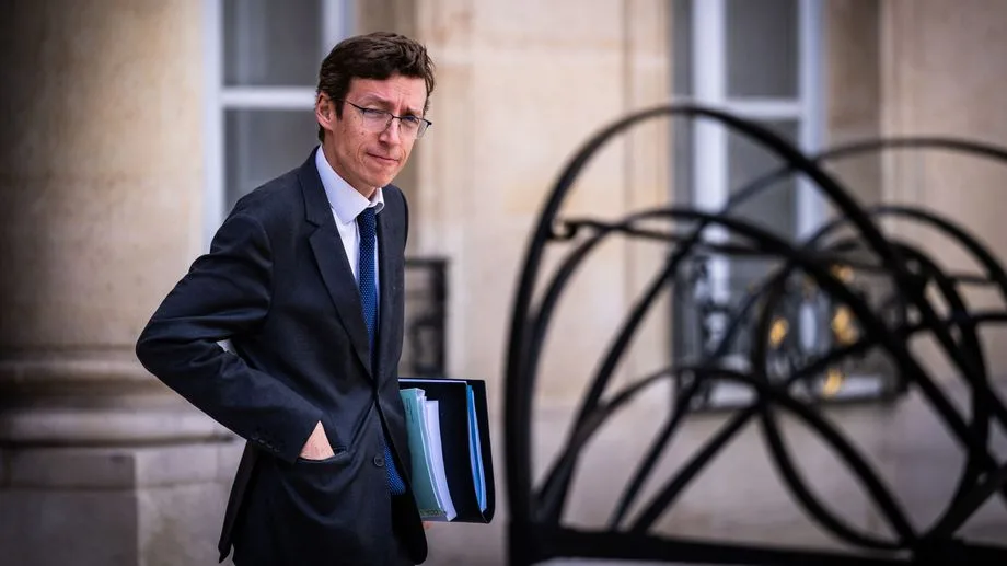Colère des lycéens : le ministre de l'Éducation nationale annonce l'arrivée de 3.000 professeurs remplaçants