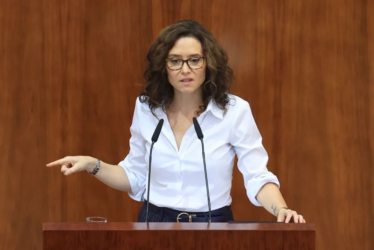 Ayuso reconoce ahora que está a favor de una residencia oficial para los presidentes de Madrid: “Me parece bien”
