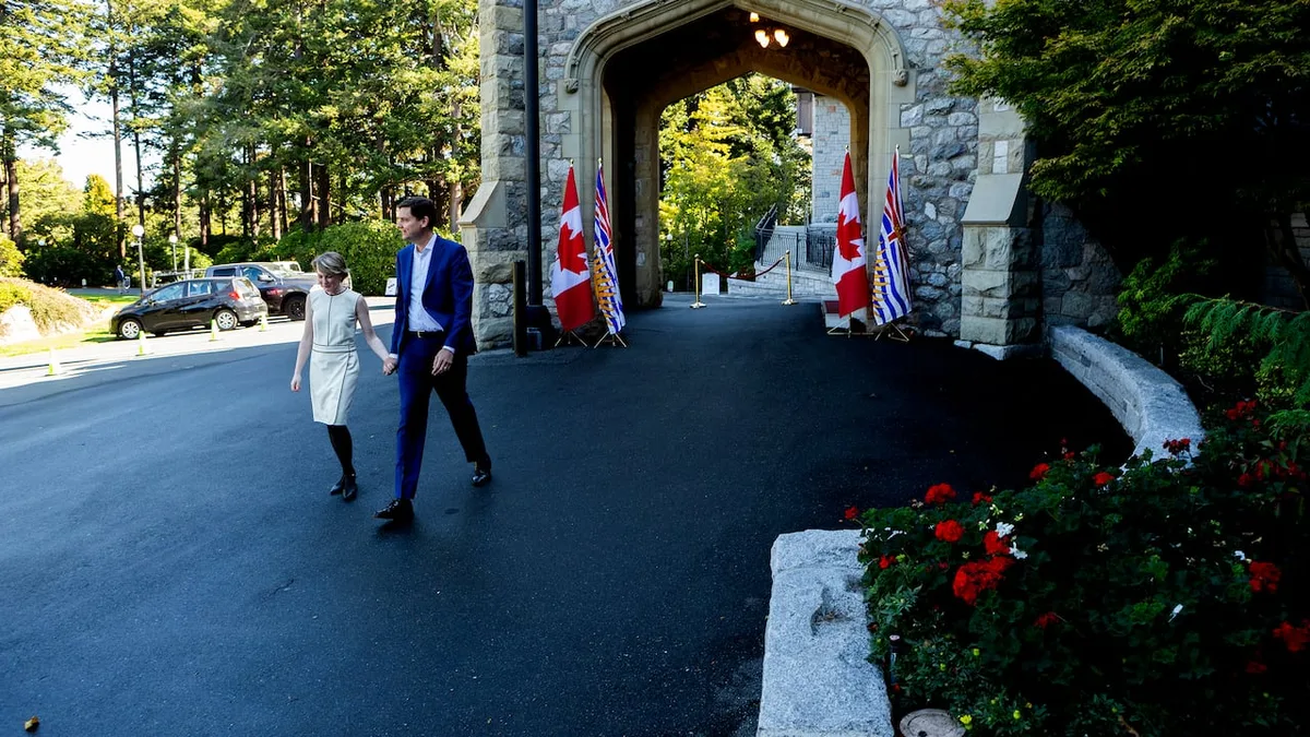 Will Eby's early election gamble pay off or backfire in B.C.? Here's what history tells us