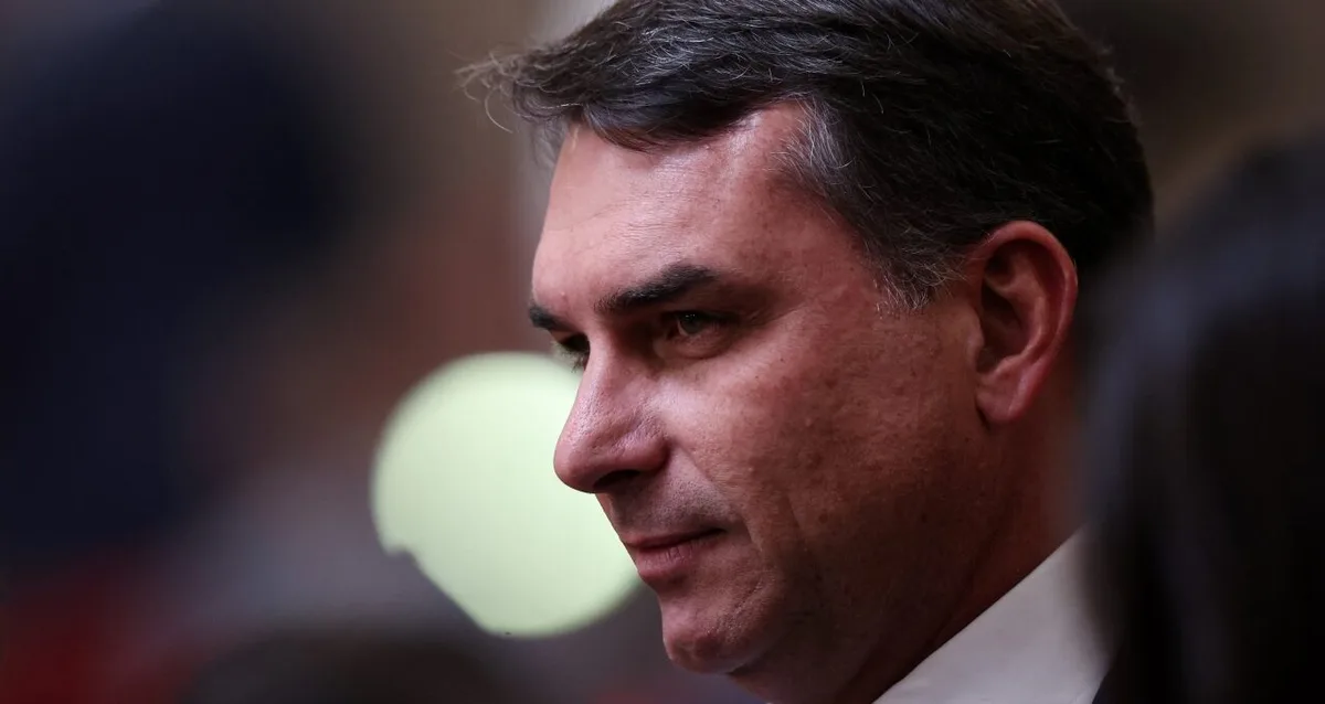Indexa Pesquisas: 45% acham que Flávio Bolsonaro poderia cortar benefícios sociais se eleito