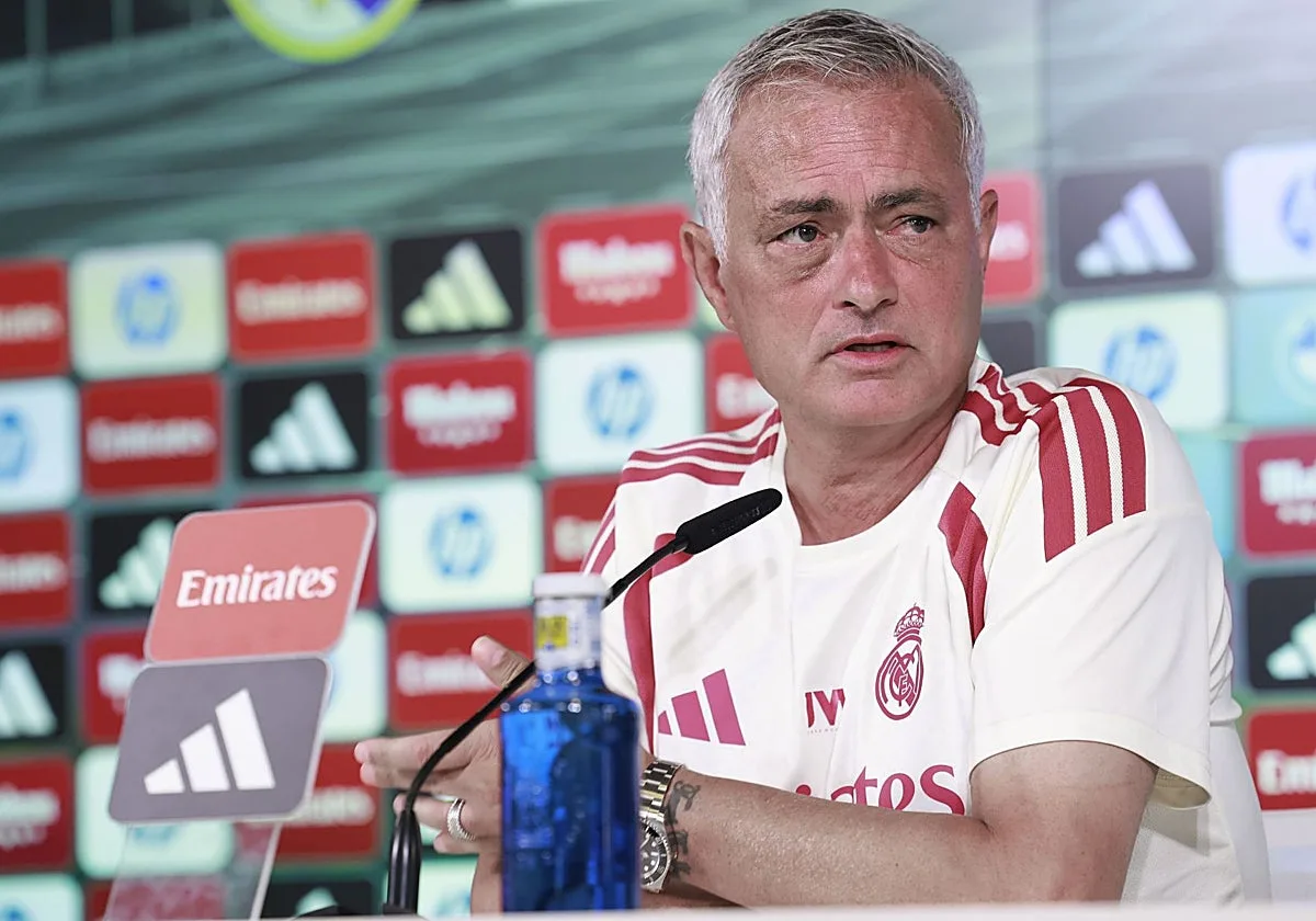 Mourinho: «Todos estos años, con cada título del Madrid, me llamaba el presidente»