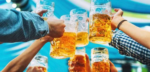 Oktoberfest: Viren, Wiesn-Grippe und Bierkrug-Hygiene auf dem größten Volksfest der Welt