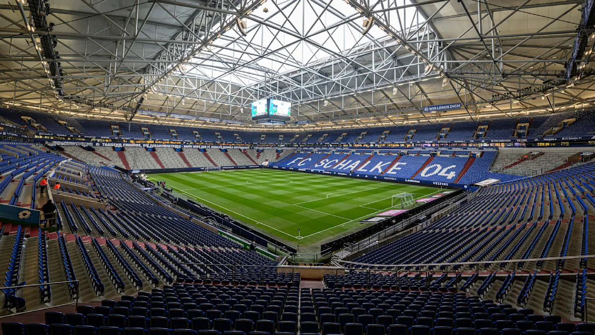 Spektakuläre Idee! - Schalke diskutiert XXL-Stadion-Ausbau