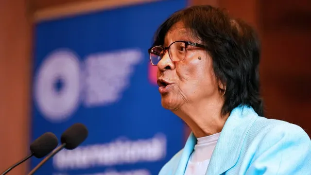 Navi Pillay, vencedora do Nobel da Paz, critica sanções dos EUA ao TPI