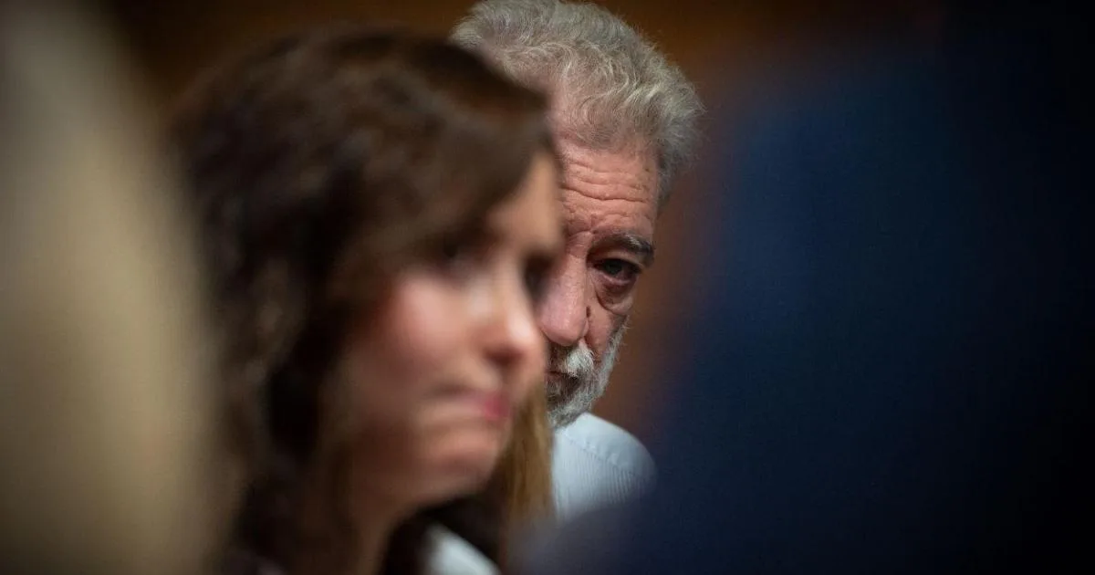 La crisis del ático obliga a Ayuso a multiplicar la estrategia de Miguel Ángel Rodríguez