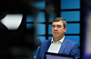 Quaest: Riedel lidera com 40% das intenções de voto no 1º turno do MS
