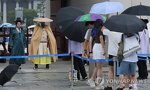 '처서의 마법' 없다…최고 35도 꿉꿉한 무더위 당분간 지속
