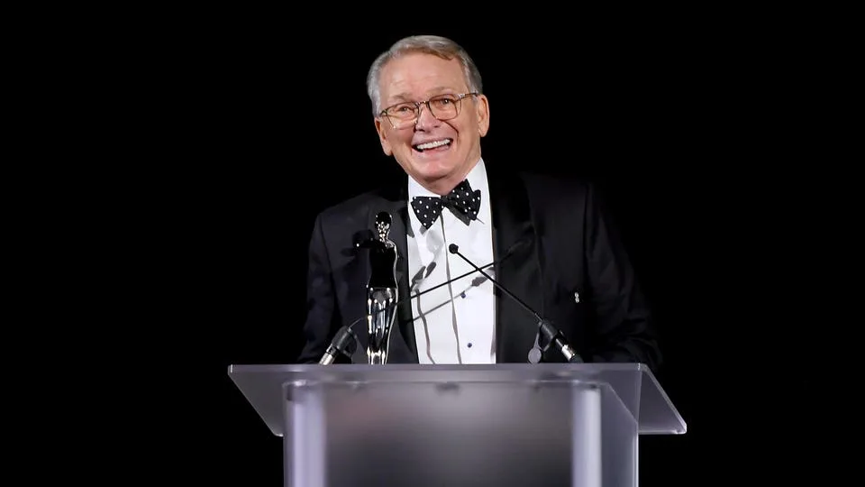 Bob Mackie, Iconic Hollywood Costume Designer, Dies At 87
