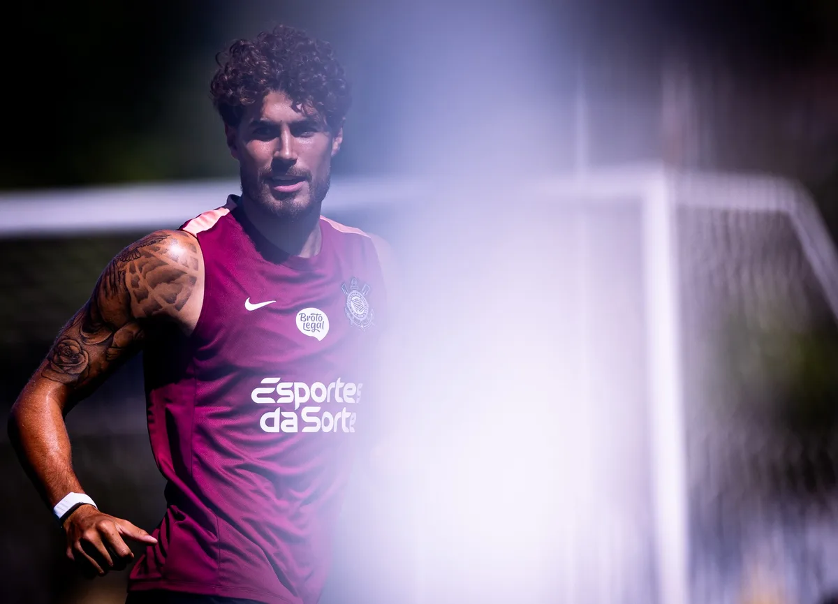 Baixas no ataque ampliam desafio de Fernando Diniz por soluções ofensivas no Corinthians