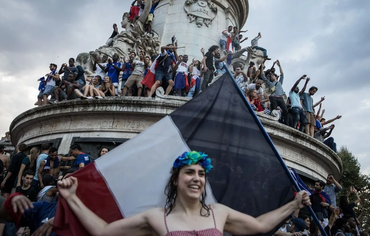 Dette : Le grand emprunt national, la méga solution qui va sauver la France de la banqueroute ?