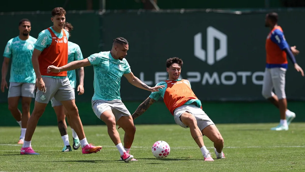 Escalação do Palmeiras: Gómez não tem fratura e treina antes do Dérbi; Paulinho pode ser novidade