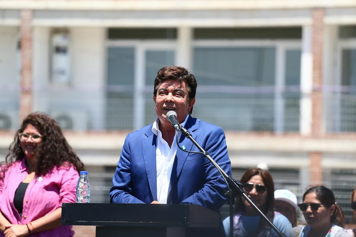 Fernando Espinoza consiguió la reelección al frente de una entidad que nuclea a 500 intendencias