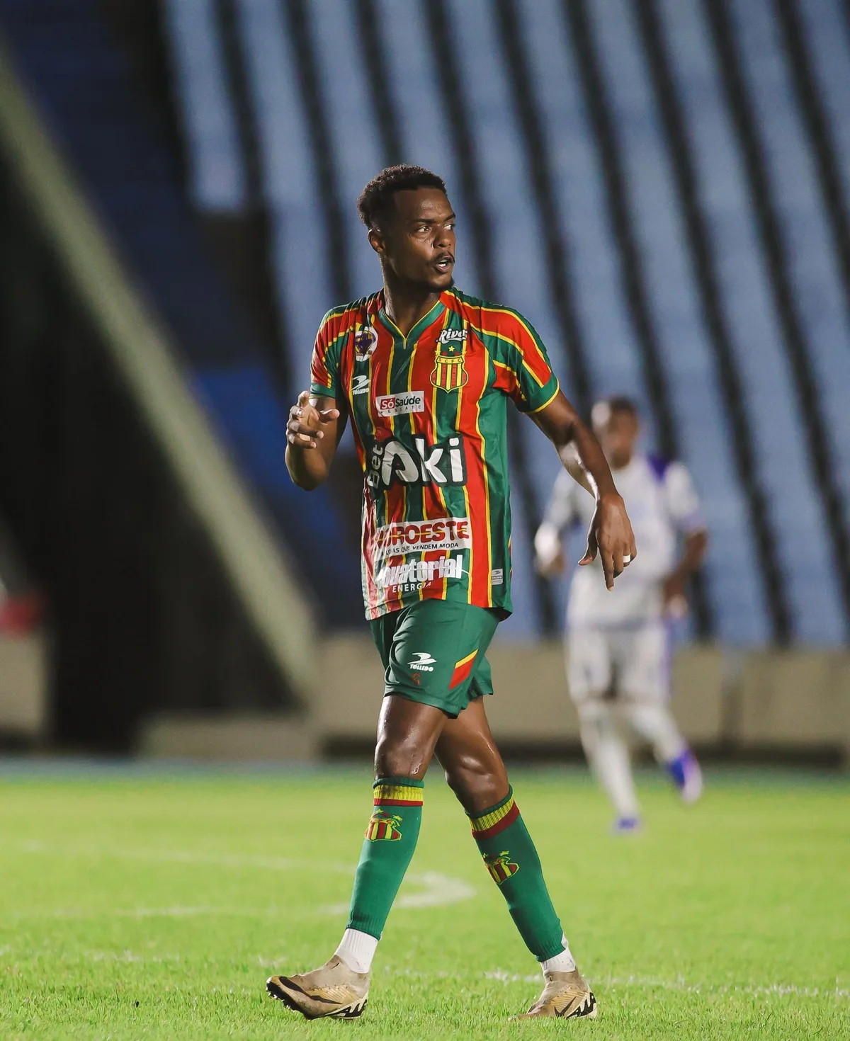 Nacional de Patos anuncia contratação do lateral-esquerdo Hugo Léo para a Copa Paraíba