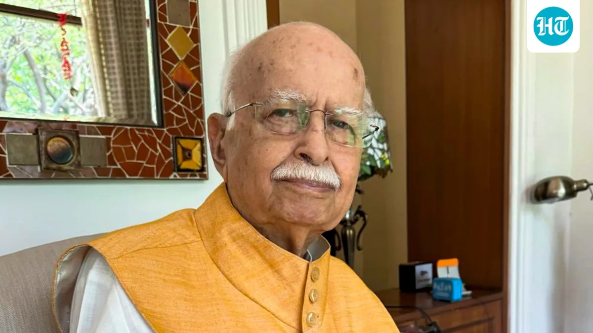 Veteran BJP leader LK Advani admitted to Delhi's Apollo hospital with chest infection, condition stable