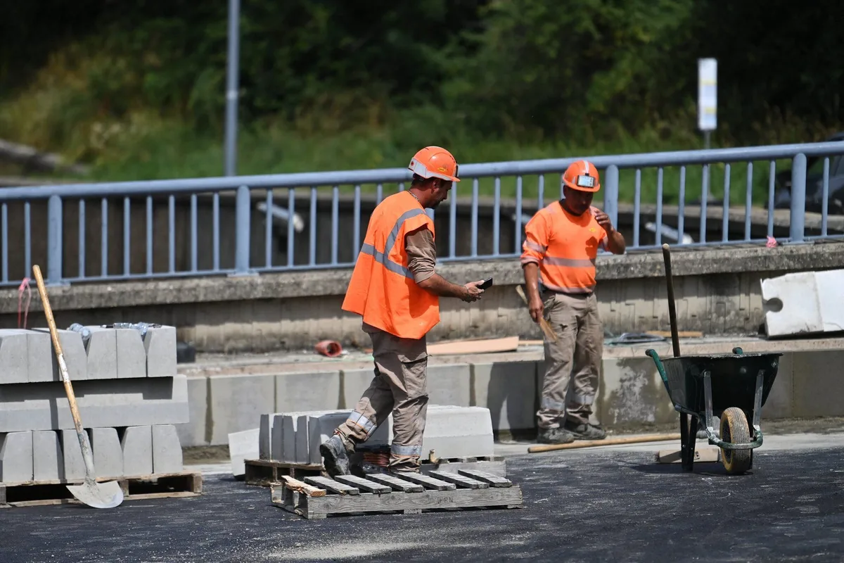 Métiers en tension : que se passera-t-il après la fin du dispositif de régularisation ?