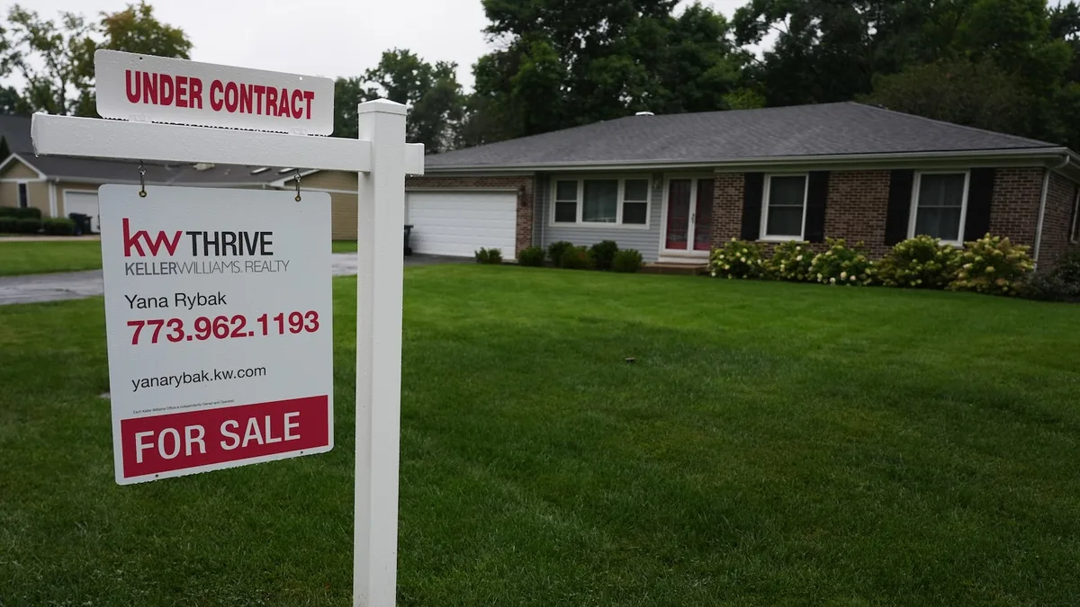 Average long-term US mortgage rate rises to highest level in nearly 3 years
